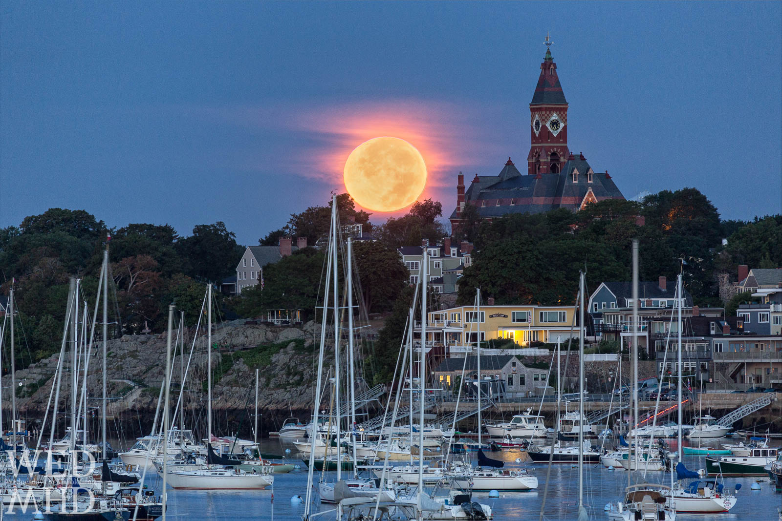 https://wednesdaysinmhd.com/wp-content/uploads/2015/08/Supermoon-Setting-over-Marblehead-Harbor.jpg